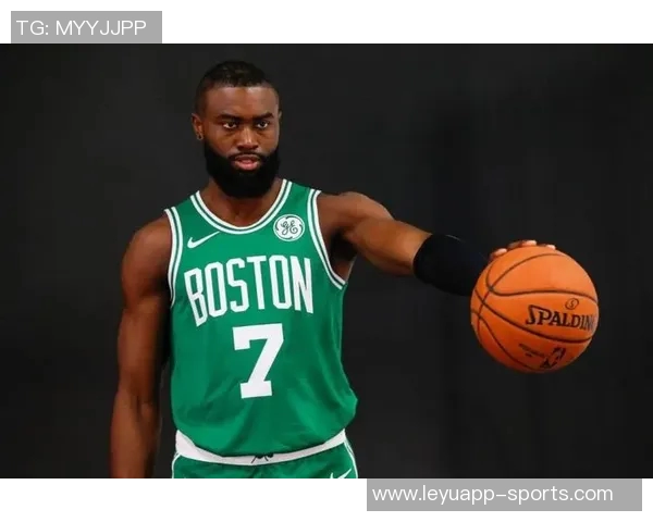 奥康纳称赞杰伦布朗应入MVP讨论绿军战绩超出外界预期 奥康纳称赞杰伦布朗应入MVP讨论绿军战绩超出外界预期